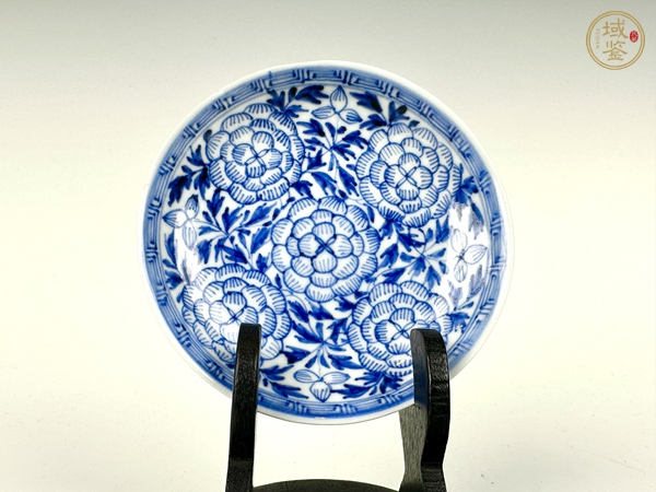 古玩陶瓷清康熙·青花淡描團花杯碟真品鑒賞圖