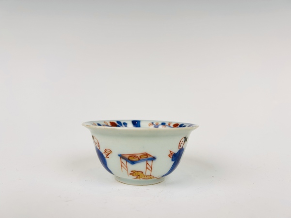 古玩陶瓷清康熙·青花礬紅人物故事杯拍賣，當(dāng)前價(jià)格0元