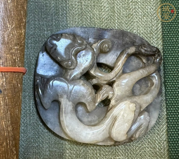 古玩玉器和田玉螭龍帶飾真品鑒賞圖