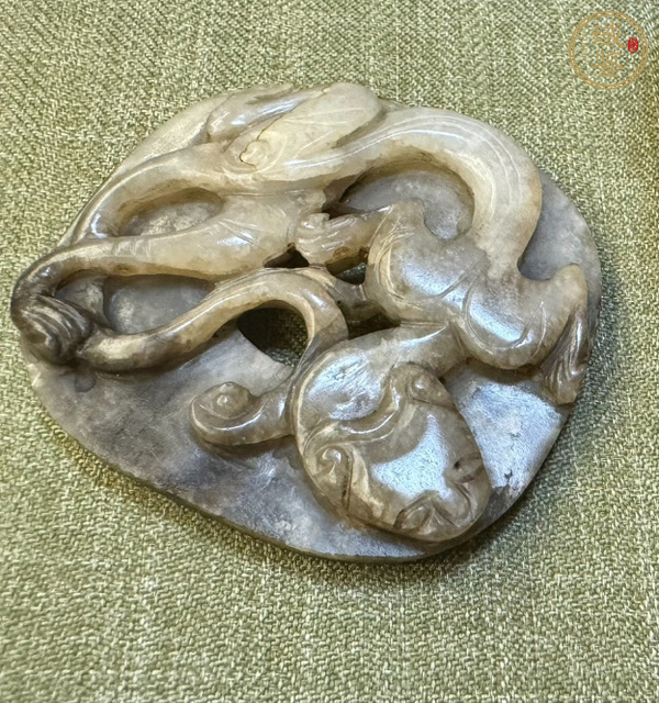 古玩玉器和田玉螭龍帶飾真品鑒賞圖