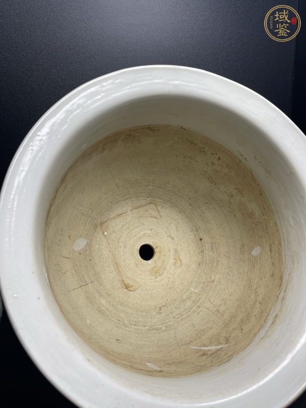 古玩陶瓷晚清淺降彩花鳥盆真品鑒賞圖