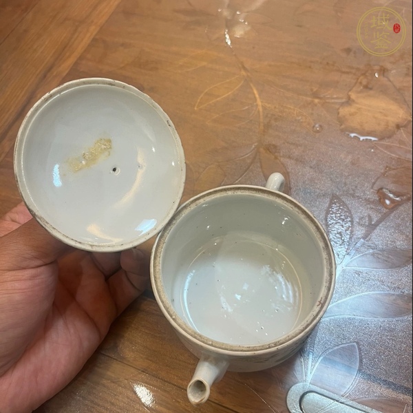 古玩陶瓷花鳥紋粉彩執(zhí)壺真品鑒賞圖