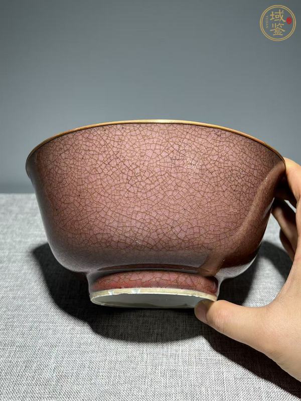 古玩陶瓷紅釉開(kāi)片紋碗真品鑒賞圖