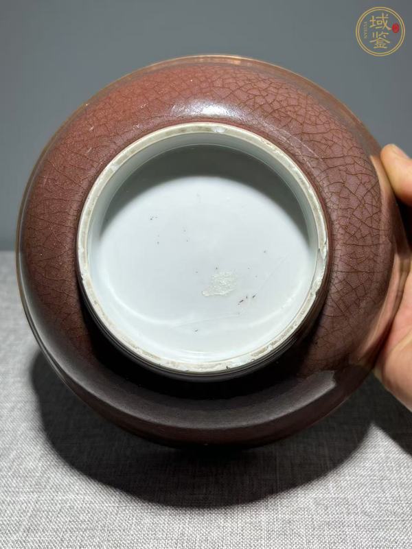 古玩陶瓷紅釉開(kāi)片紋碗真品鑒賞圖