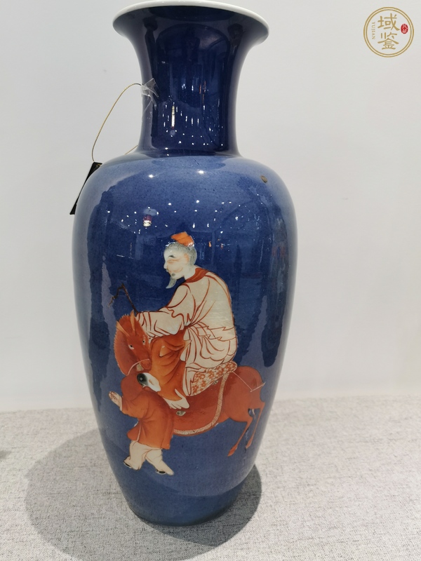 古玩陶瓷晚清灑藍(lán)礬紅人物瓶真品鑒賞圖