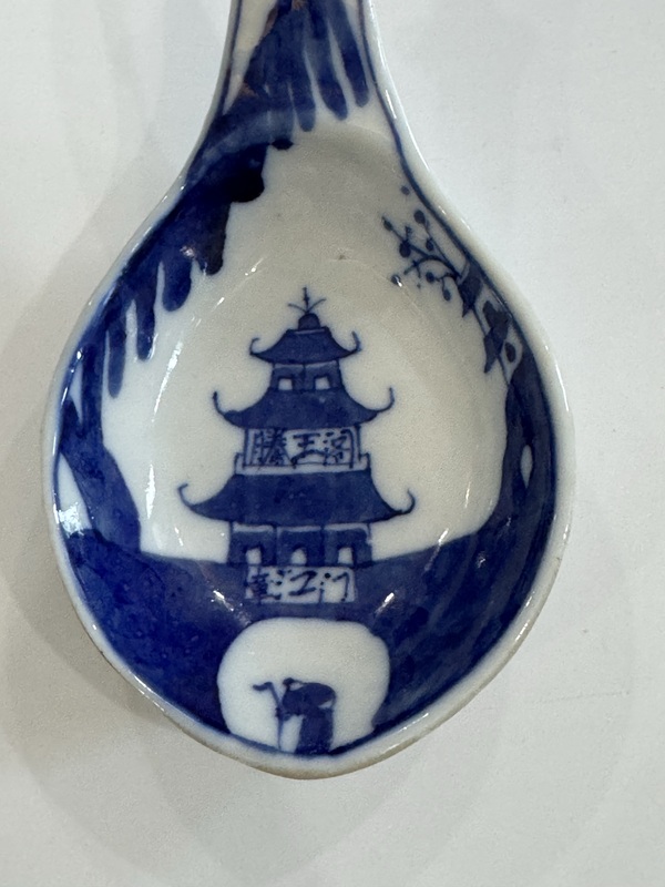古玩陶瓷青花滕王閣大號勺子調羹拍賣,當前價格688元
