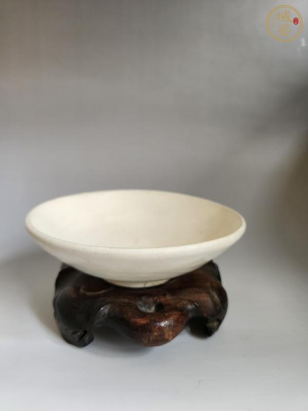 古玩陶瓷北宋時期白耀州盞真品鑒賞圖