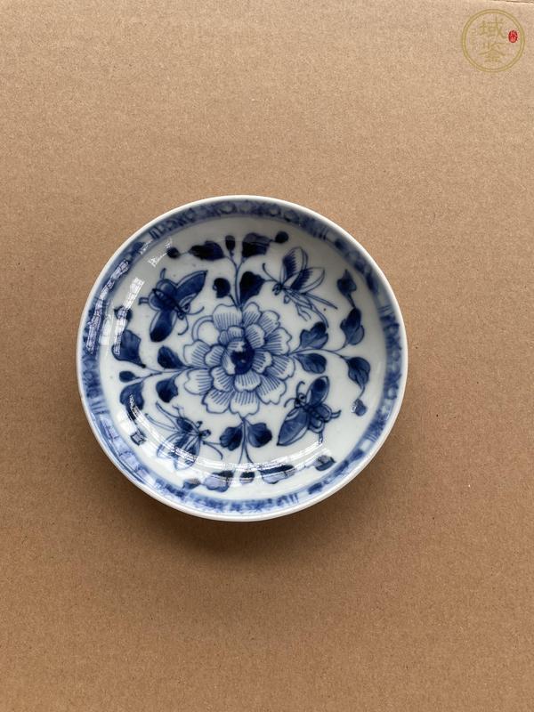 古玩陶瓷青花花卉紋盤真品鑒賞圖