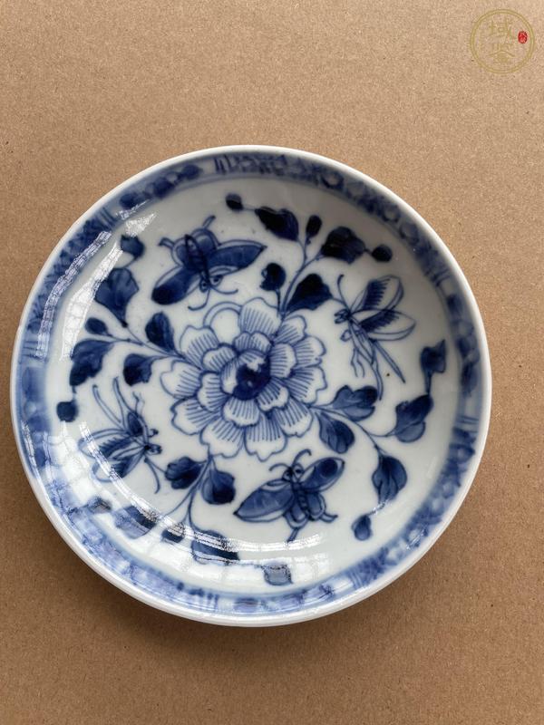 古玩陶瓷青花花卉紋盤真品鑒賞圖