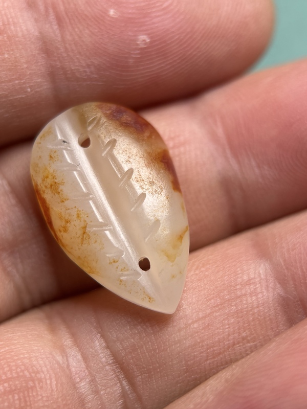 古玩轉賣和田白玉紅沁玉錢幣拍賣，當前價格260元