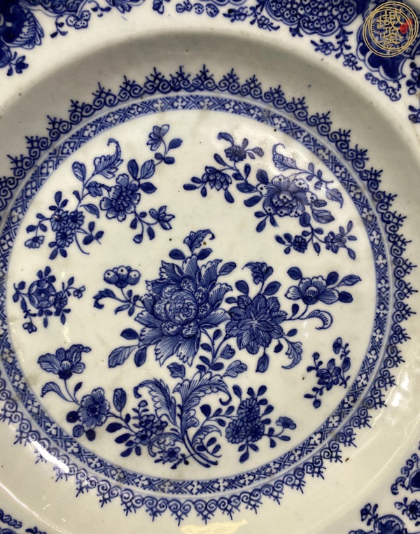 古玩陶瓷青花盤真品鑒賞圖