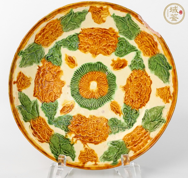 古玩陶瓷三彩盤真品鑒賞圖