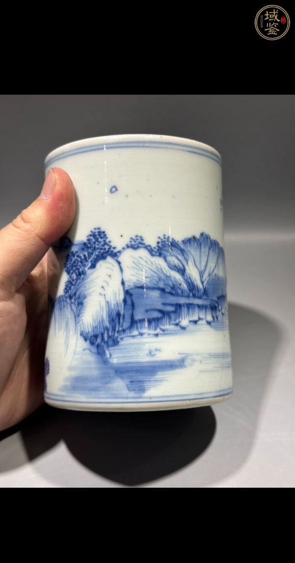 古玩陶瓷青花山水茅屋人物垂釣紋筆筒真品鑒賞圖
