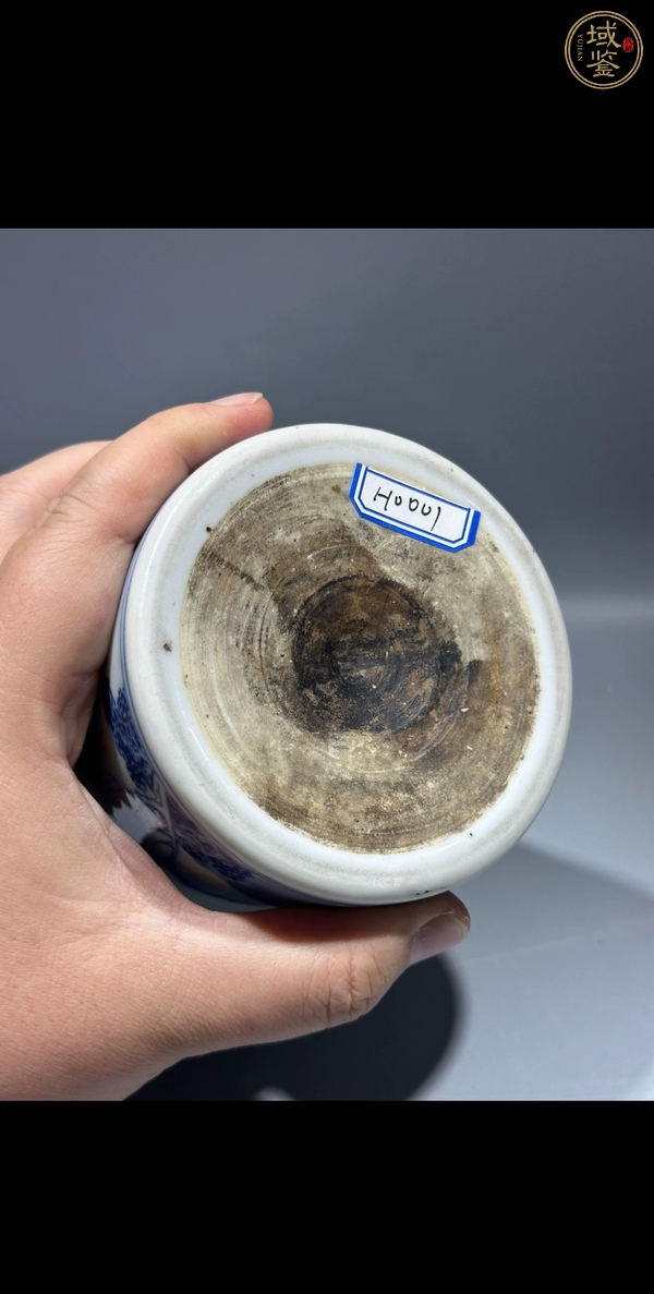 古玩陶瓷青花山水茅屋人物垂釣紋筆筒真品鑒賞圖