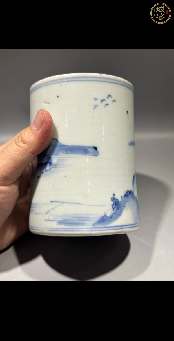 古玩陶瓷青花山水茅屋人物垂釣紋筆筒真品鑒賞圖