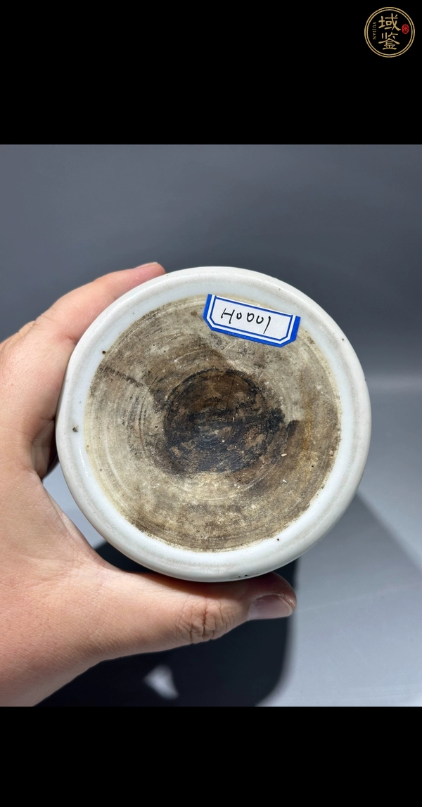 古玩陶瓷青花山水茅屋人物垂釣紋筆筒真品鑒賞圖