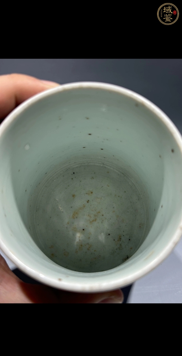 古玩陶瓷青花山水茅屋人物垂釣紋筆筒真品鑒賞圖