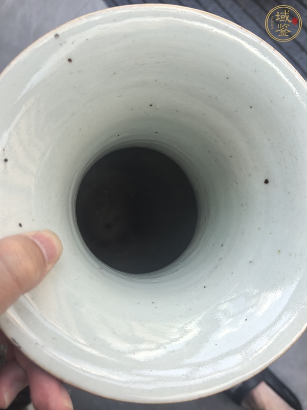 古玩陶瓷博古圖粉彩瓶真品鑒賞圖