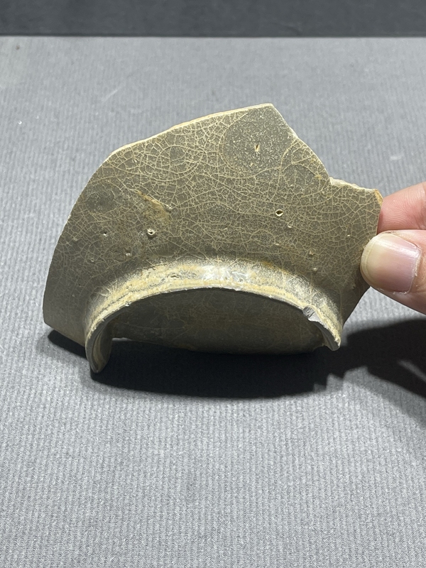 古玩轉(zhuǎn)賣南宋杭官窯大底標本拍賣，當前價格99元