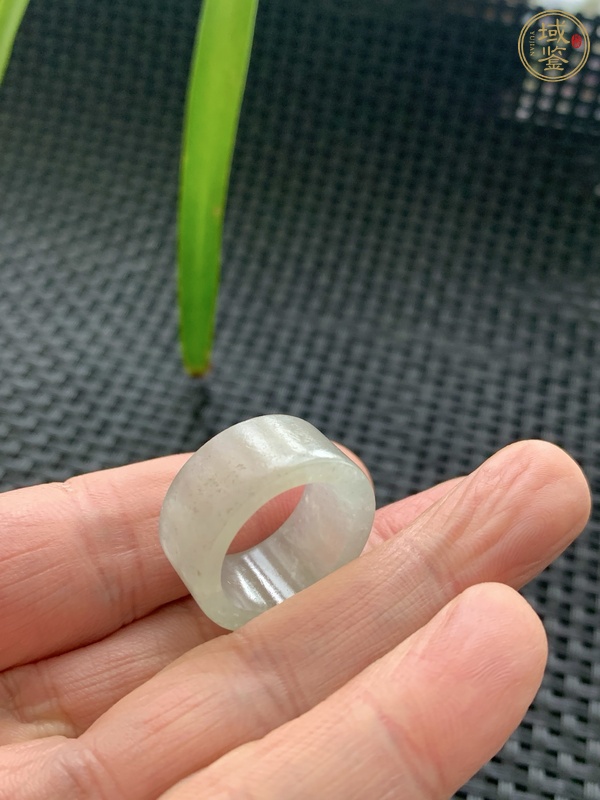 古玩玉器天然翡翠“指環(huán)”真品鑒賞圖