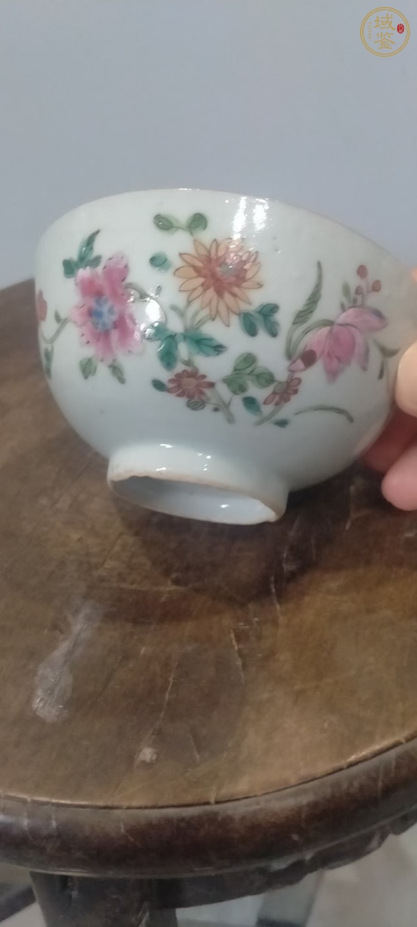 古玩陶瓷乾隆粉彩茶圓真品鑒賞圖