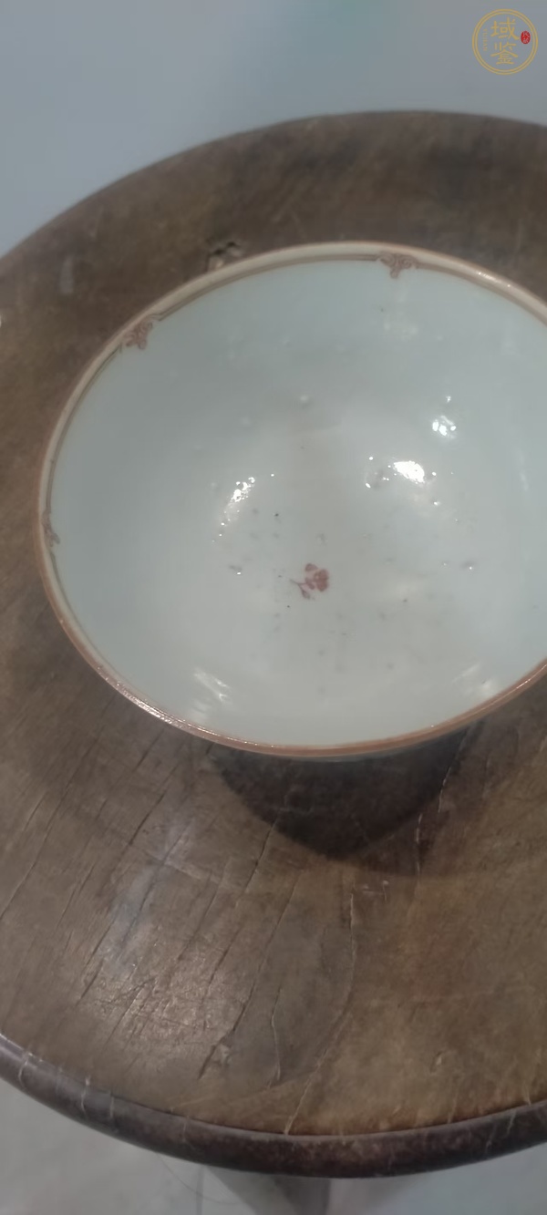 古玩陶瓷乾隆粉彩茶圓真品鑒賞圖