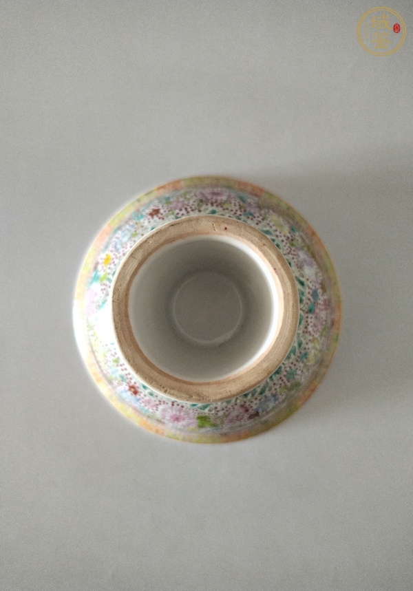 古玩陶瓷創(chuàng)匯期 粉彩云龍高足碗真品鑒賞圖