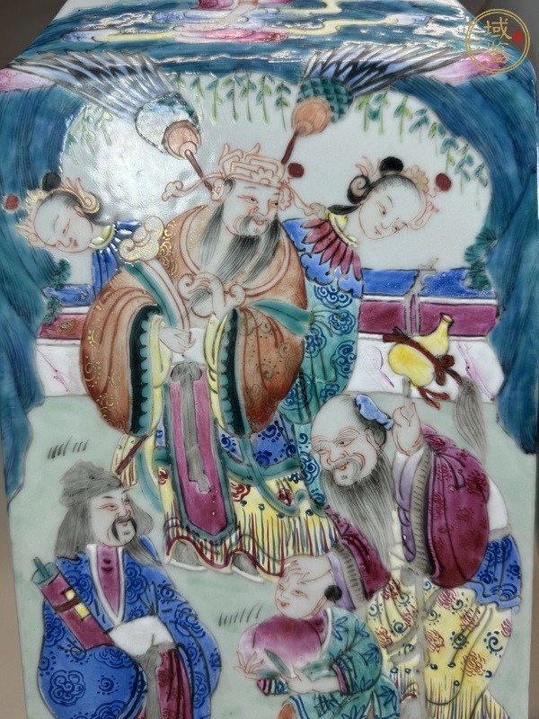 古玩陶瓷粉彩神仙人物對(duì)瓶真品鑒賞圖