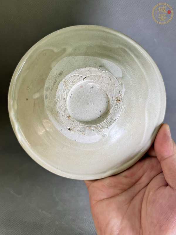 古玩陶瓷邢窯白瓷唇口碗真品鑒賞圖