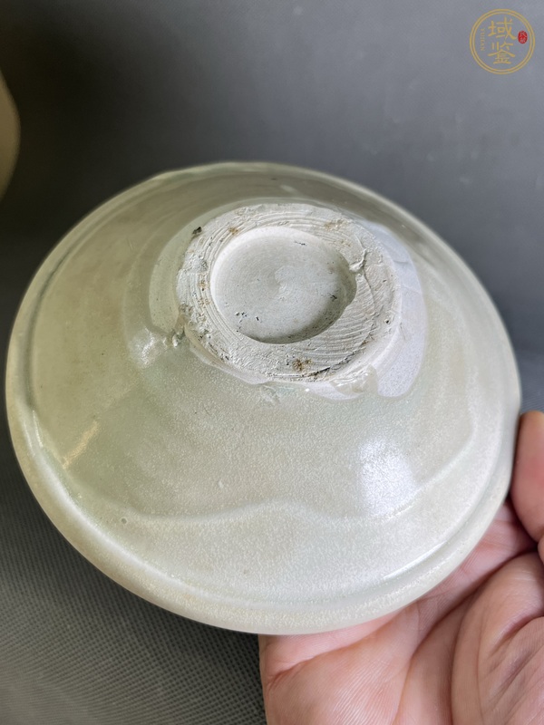 古玩陶瓷邢窯白瓷唇口碗真品鑒賞圖