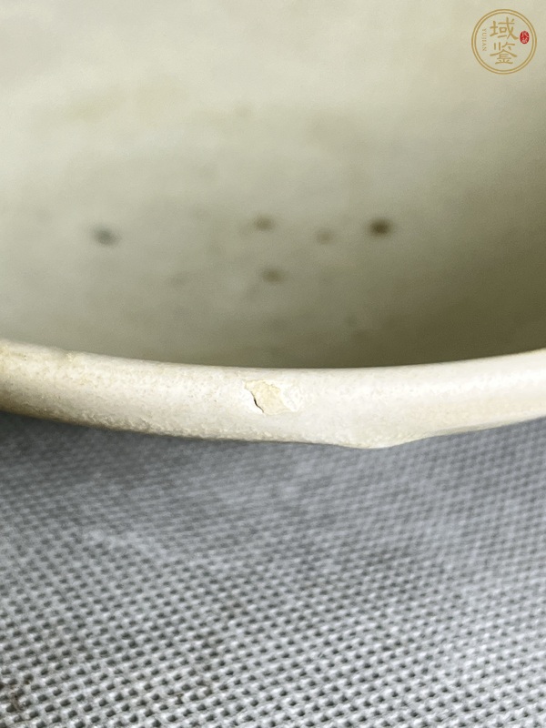 古玩陶瓷邢窯白瓷唇口碗真品鑒賞圖