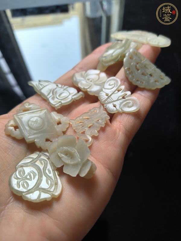 古玩玉器和田玉雕“花片”真品鑒賞圖