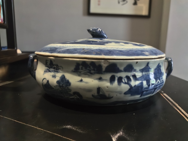 古玩陶瓷青花山水人物樓閣紋蓋鍋拍賣,當前價格2288元