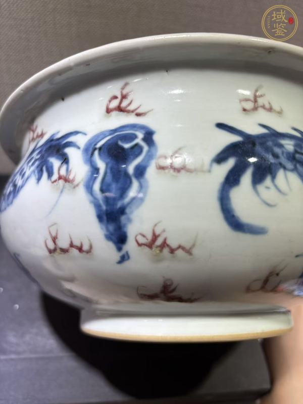 古玩陶瓷青花釉里紅趕珠龍紋香爐真品鑒賞圖