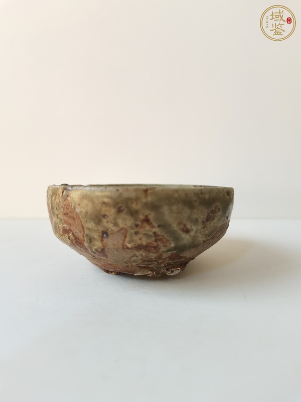 古玩陶瓷婺州窯青釉杯真品鑒賞圖