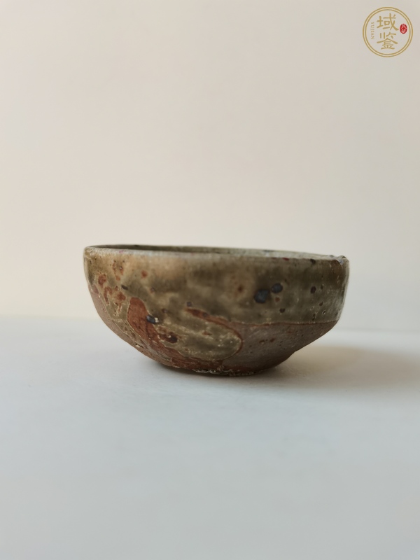 古玩陶瓷婺州窯青釉杯真品鑒賞圖