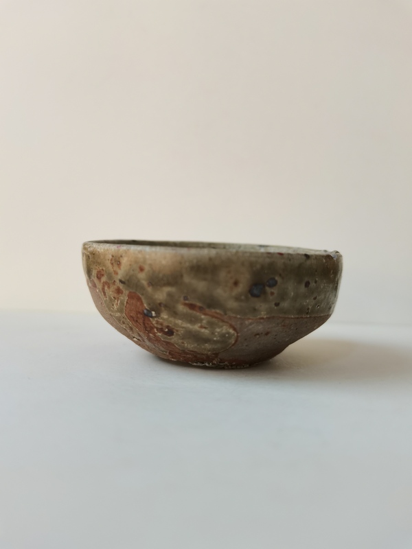 古玩陶瓷婺州窯青釉杯拍賣,當(dāng)前價(jià)格0元