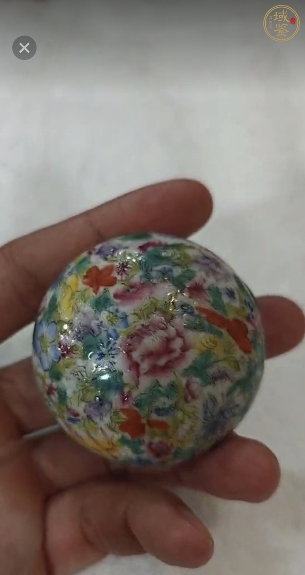 古玩陶瓷粉彩百花不落地紋印盒真品鑒賞圖