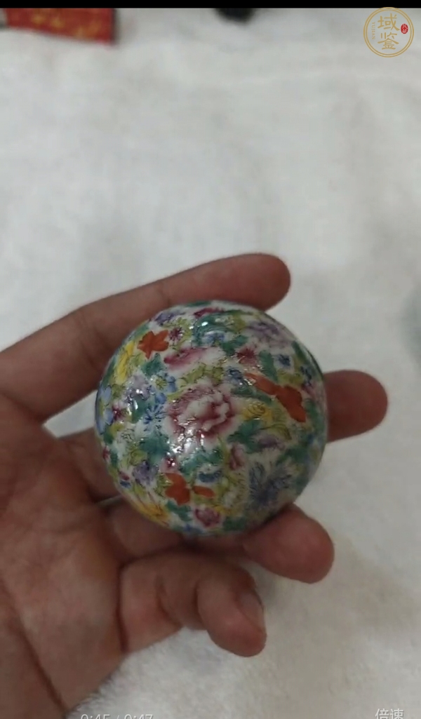 古玩陶瓷粉彩百花不落地紋印盒真品鑒賞圖