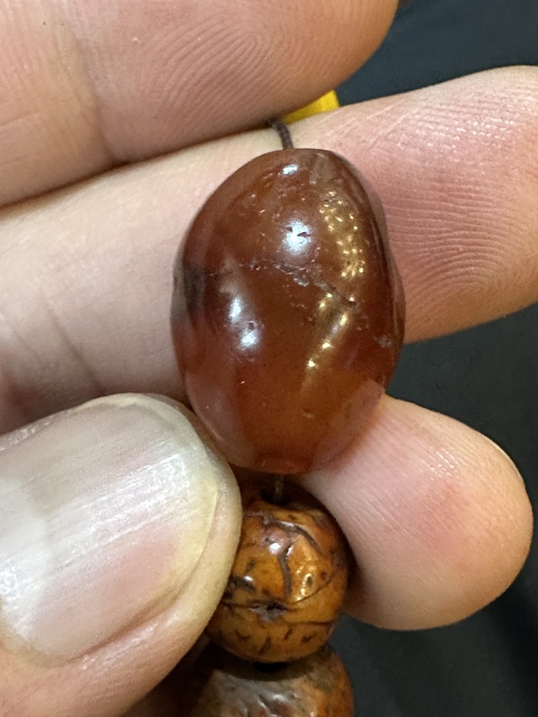 古玩轉賣瑪瑙珠拍賣，當前價格0元