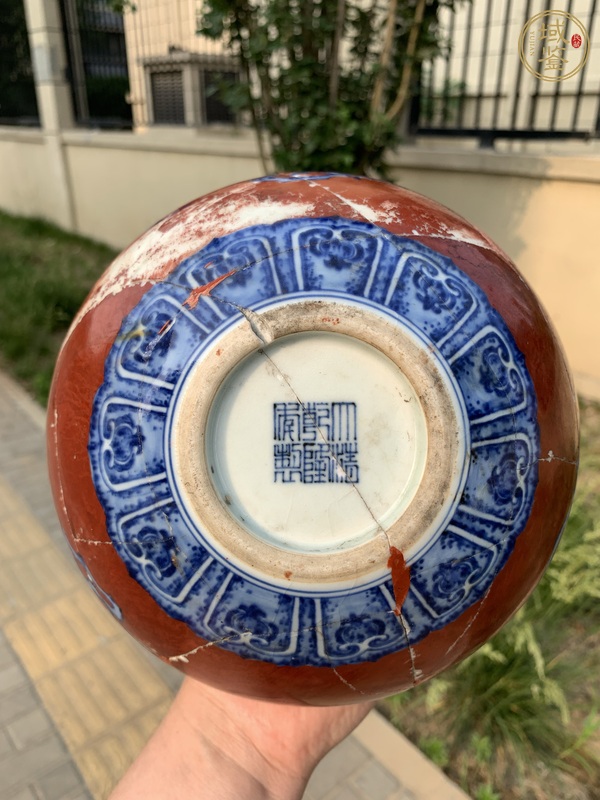 古玩陶瓷紅地青花葫蘆瓶標(biāo)本真品鑒賞圖