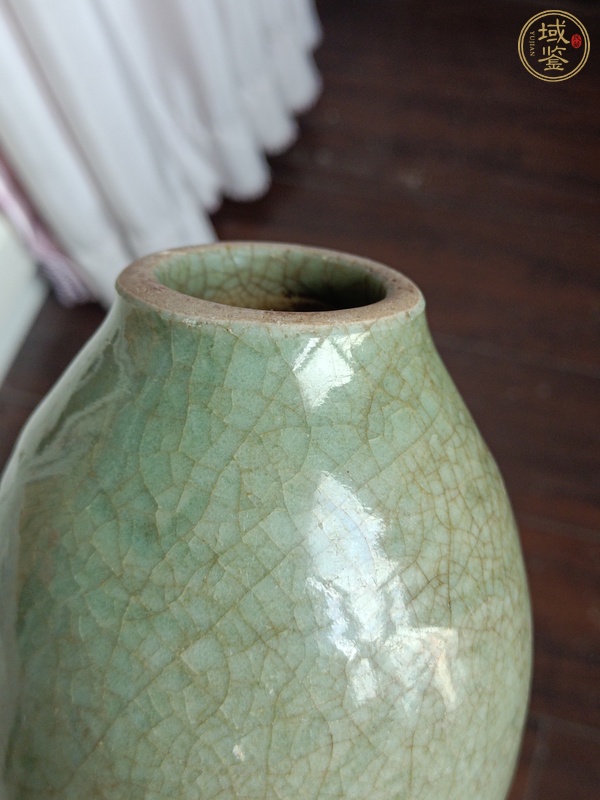 古玩陶瓷龍泉青瓷橄欖瓶真品鑒賞圖