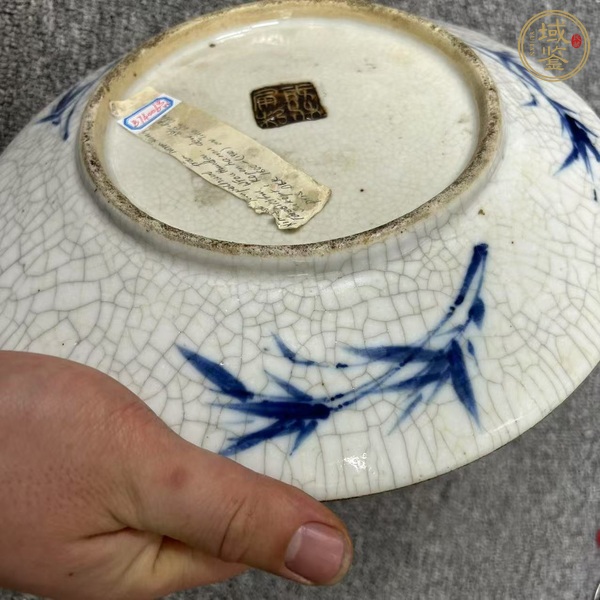 古玩陶瓷哥釉地鐵銹釉青花獅紋盤真品鑒賞圖