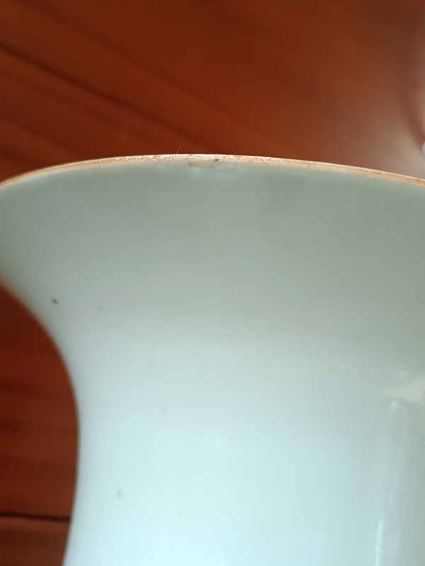 古玩陶瓷粉彩人物故事紋雙耳瓶拍賣，當(dāng)前價(jià)格2680元