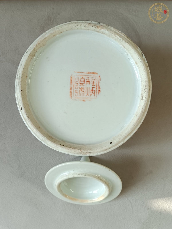 古玩陶瓷粉彩博古紋蓋罐真品鑒賞圖