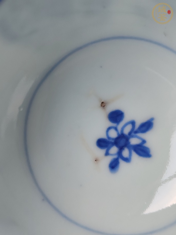 古玩陶瓷青花花卉紋杯真品鑒賞圖