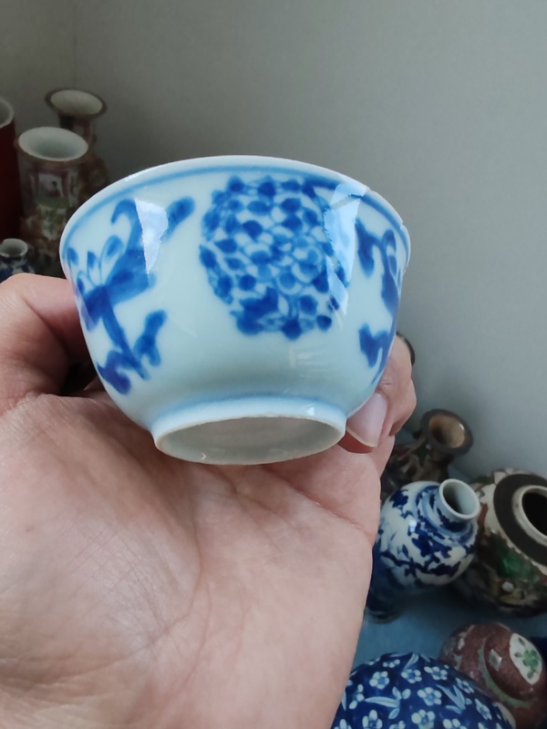 古玩陶瓷清康熙時(shí)期青花花卉紋杯拍賣，當(dāng)前價(jià)格890元
