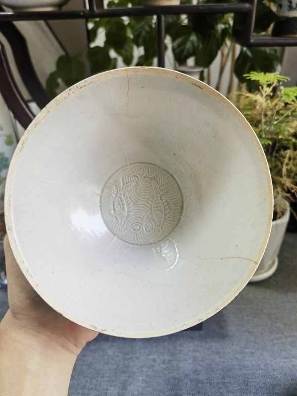 古玩轉(zhuǎn)賣(mài)南宋青白釉雙魚(yú)碗拍賣(mài)，當(dāng)前價(jià)格800元