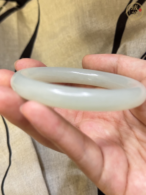 古玩玉器和田玉雕“素紋手鐲”真品鑒賞圖