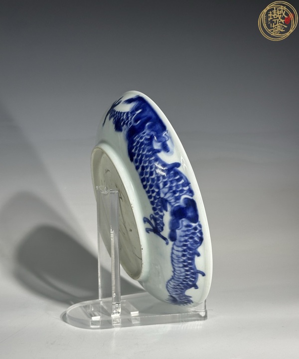 古玩陶瓷雍正過墻龍紋盤真品鑒賞圖